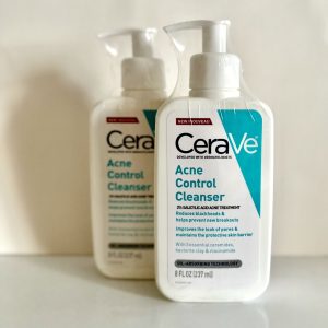 شوینده ضدجوش سراوی کنترل کننده آکنه